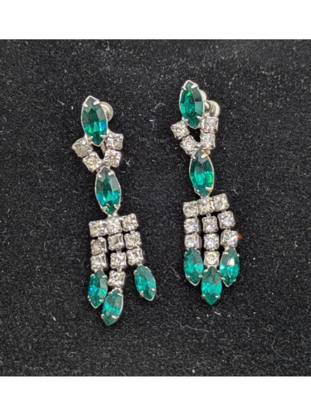 Vtg Deco Screwback Dangle Earrings Green and Clear Crystals Silver Tone 2" Drop